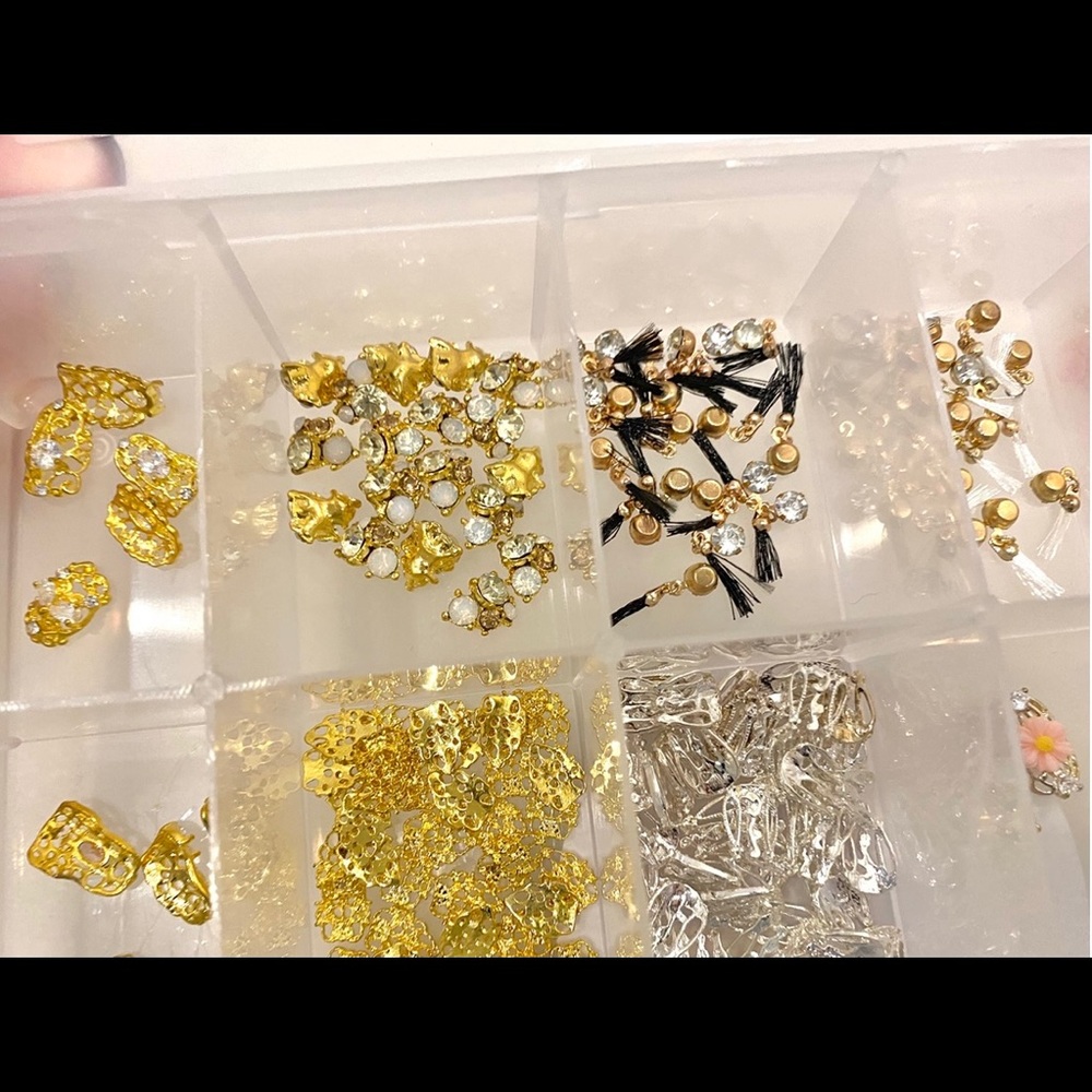 Huge Nail Gem Jewelry Collection Box - Picture 9 of 10